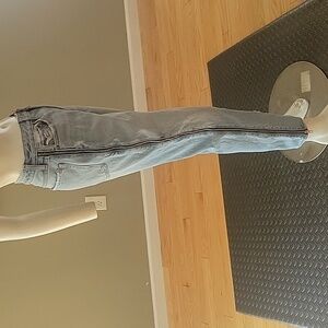 Abercrombie & Fitch Annie High Rise Girlfriend Jean